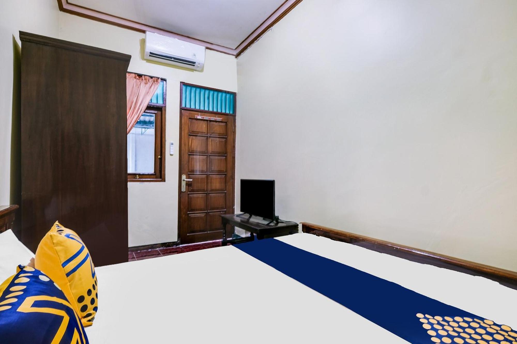 Spot On 92068 Pudja Kesuma Homestay Syariah Yogyakarta Exteriör bild