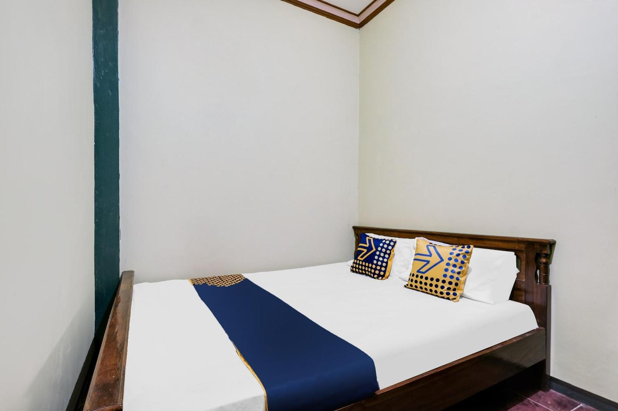 Spot On 92068 Pudja Kesuma Homestay Syariah Yogyakarta Exteriör bild